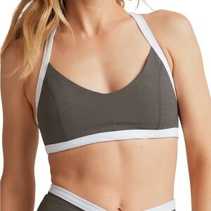 Beyond Yoga Spacedye Outlines Bra in Gray